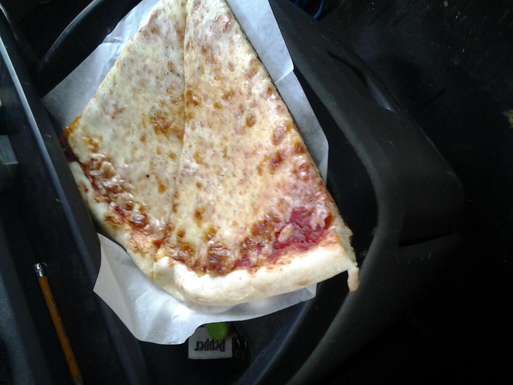 Dominick's Pizzeria